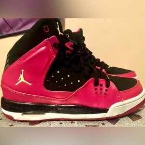 NIKE GIRLS JORDAN SC-1 GS BLACK FLASH PINK